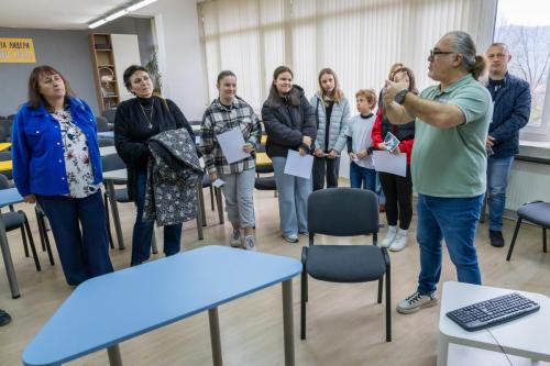 IMG-64